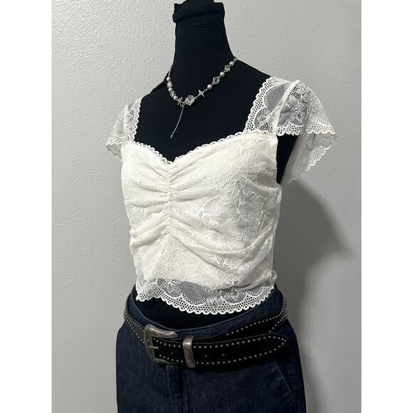 Cider Lace Princess Sleeve Top - Picture 3 of 6